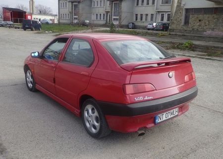 Alfa Romeo 146