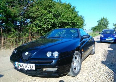 alfa romeo spider cabrio