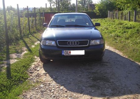 Audi A4 1.6 1700 E Negociabil