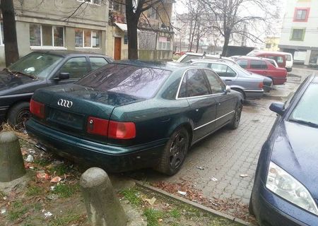 Audi A8 4.2 quattro Frame Space