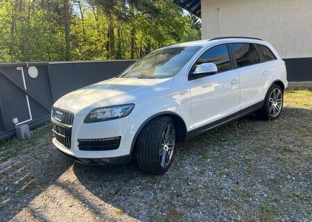 AUDI Q7 Quattro 3.0 TDI S Line