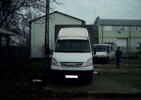 Autoutilitara Iveco Daily 35C12