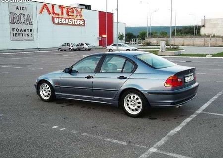 BMW 318 (E46)