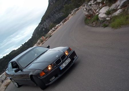 BMW 318 is BMW 318 is
