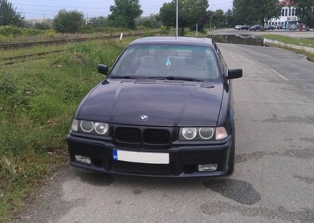 BMW 320 E36 Coupe