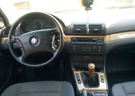 BMW 320i 2004