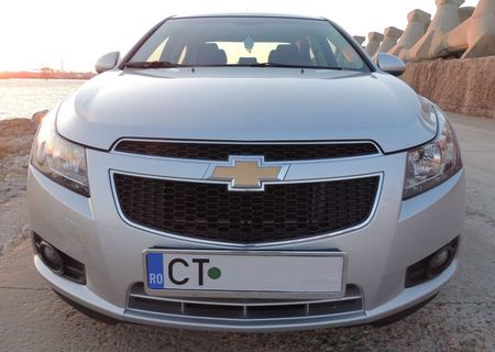 Chevrolet Cruze LT 1.8i  /  2011