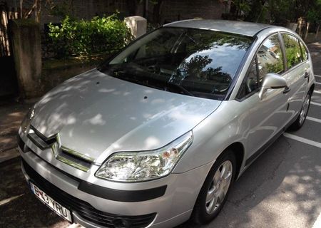 Citroen C4 hatchback   1.6i 16v    an 2005    4000 euro