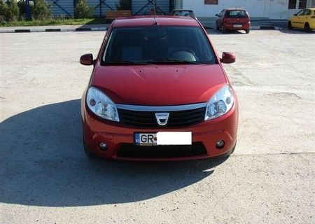 Dacia Sandero Laureate