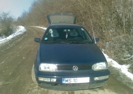 DE VANZARE VWV GOLF 3 1997 1,8 BENZINA