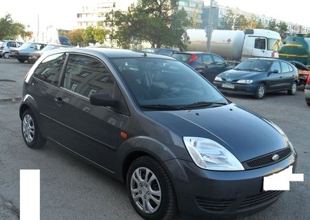 FORD FIESTA 2004