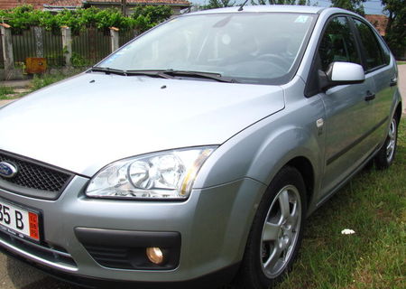 Ford Focus 1.6 benzina, 2005