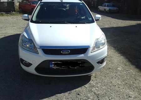 ford focus 2010