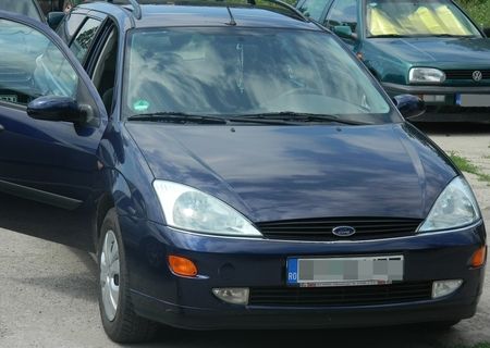 Ford focus Ghia 2001