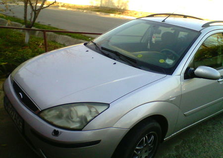 ford focus ghia