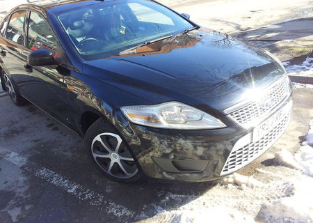 FORD MONDEO 1,8