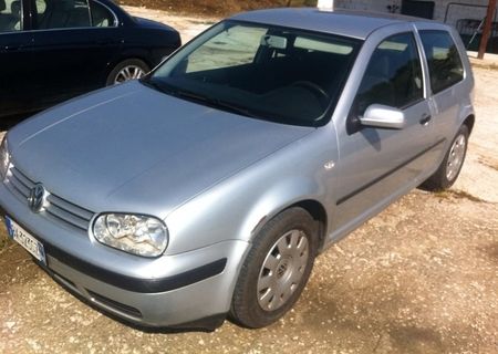 golf 4 an 2001 culoare gri