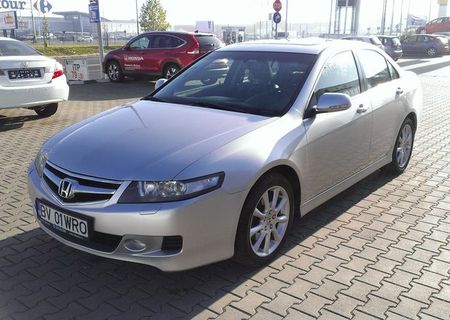 HONDA ACCORD NAVI 2.4 iVTEC AT