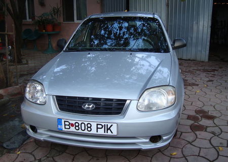 Hyundai Accent 1300 benzina 2005 