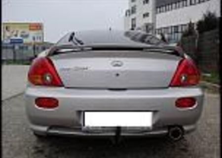 HYUNDAI COUPE 2002