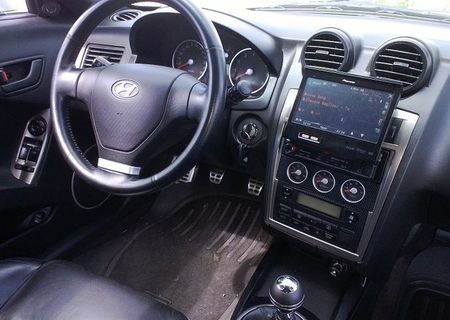 Hyundai Premium Sport Coupe 2.0 16V