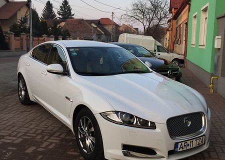 Jaguar xf 2012