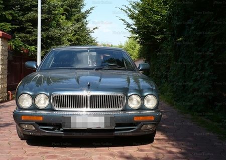 Jaguar XJ6