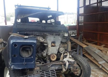 Land Rover Defender 4x4 Land Rover Defender 4x4