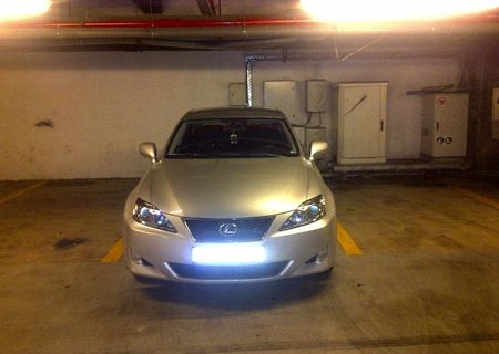 Lexus IS 220d