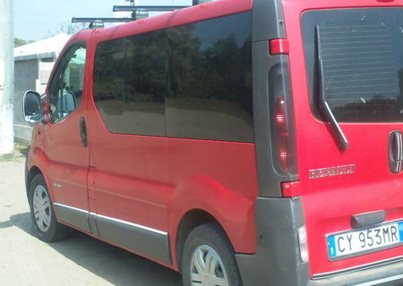 Masina Renault Trafic