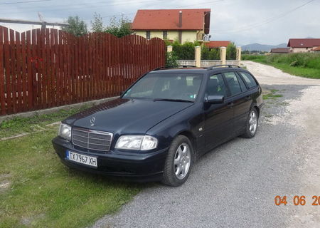 Mercedes 220 CDI