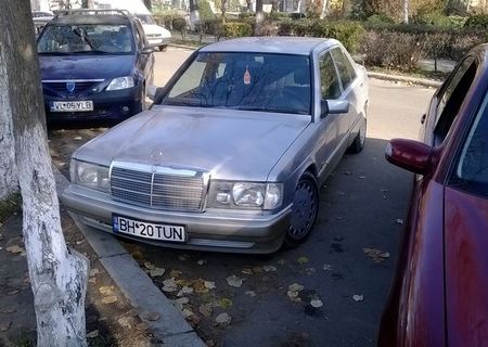 MERCEDES BENZ 190E.W201