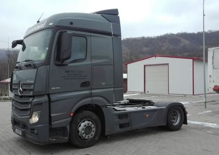 Mercedes-Benz Actros 1845 Mercedes-Benz Actros 1845