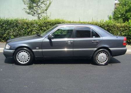 Mercedes C180