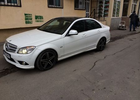 MERCEDES C220 AVANTGARDE