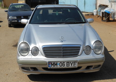 mercedes e 220