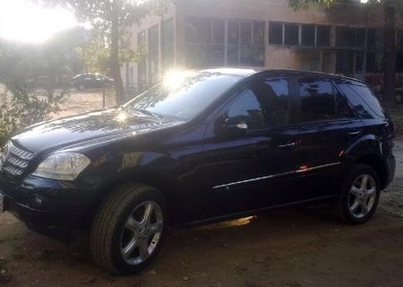 Mercedes ML320