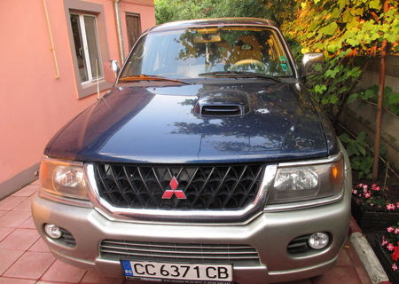 Mitsubishi pajero 2001