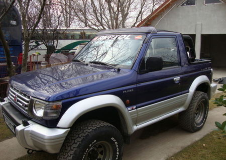 MITSUBISHI PAJERO OFF-ROAD