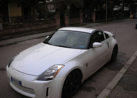 NISSAN 350Z