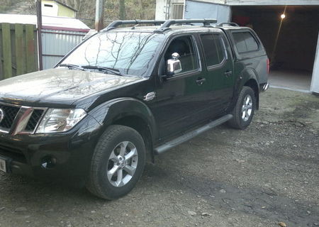 NISSAN NAVARA