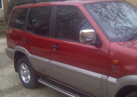 Nissan Terrano II 1999, 2600e