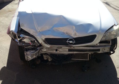 opel astra avariat opel astra avariat