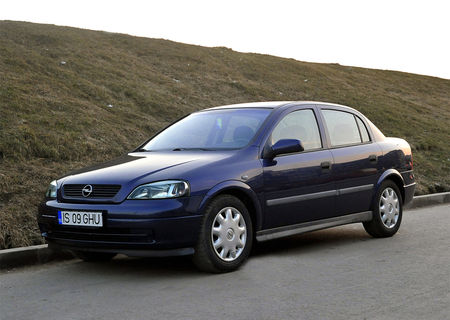 Opel Astra G berlina