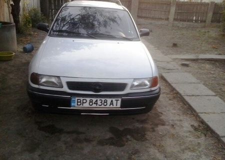 opel astra impecabil