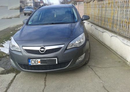 opel astra j 2011