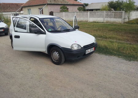 opel corsa 4 usi 