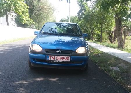 Opel Corsa an 2000 motor 1.0 servo city