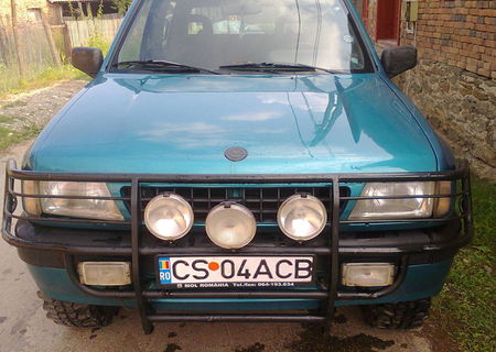 opel frontera sport