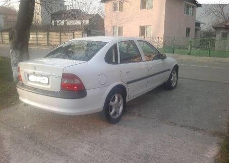 Opel Vectra B, 2.0 diesel pe lant